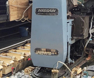 日産自動車(株)」製の機械