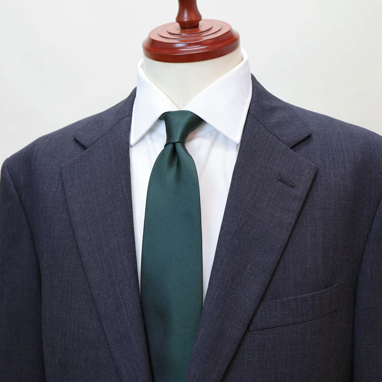 ROYTOUCHネクタイ リッチアヤ無地・グリーン