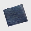 紋紗織ポケットチーフ・ネイビーを畳んで置いた画像